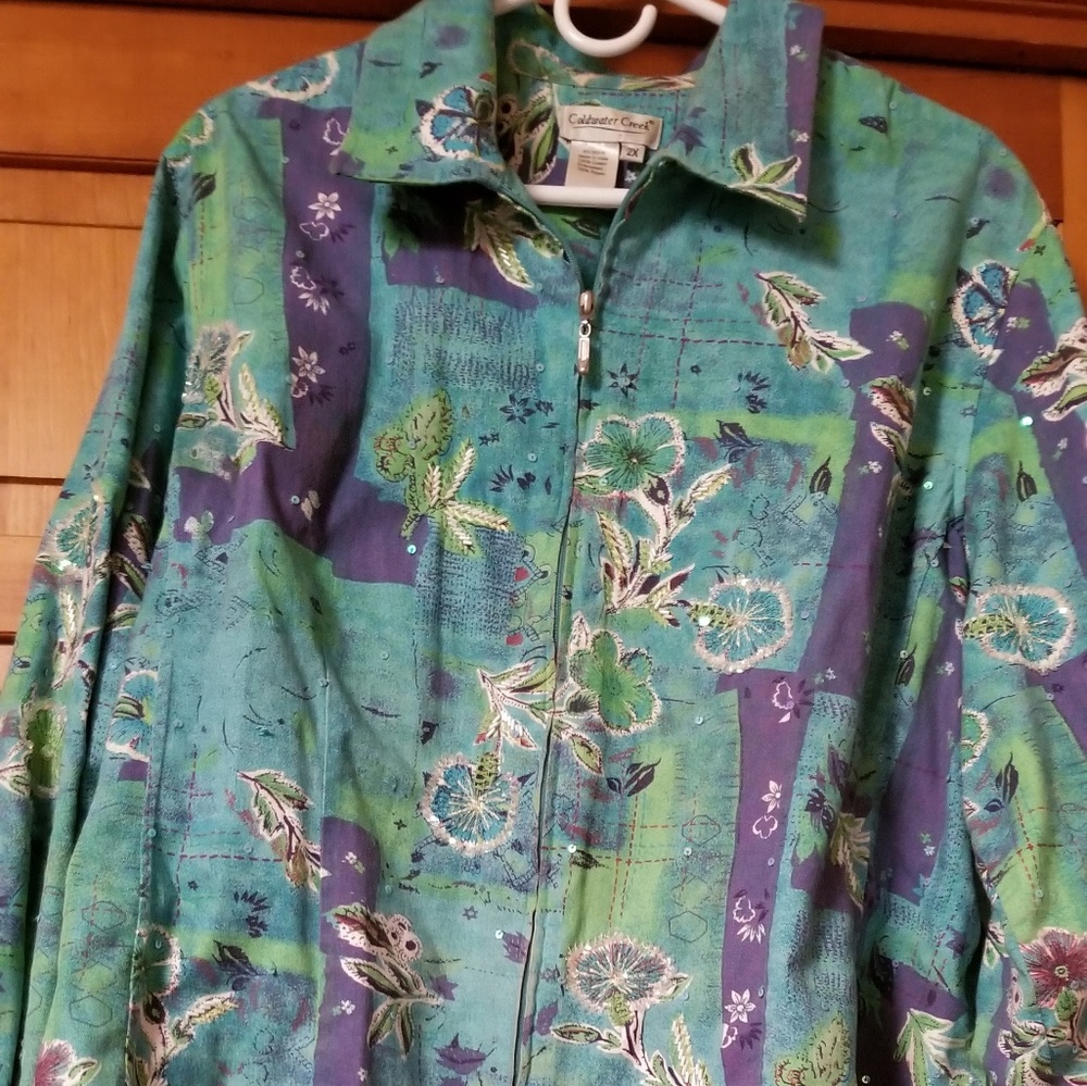 Beautiful jacket - Picture 3 of 4